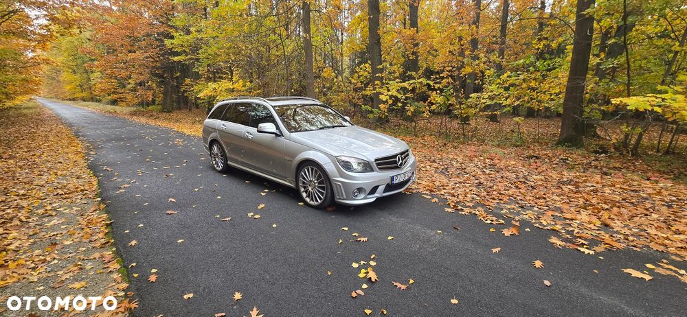 Mercedes-Benz Klasa C 63 AMG - 8