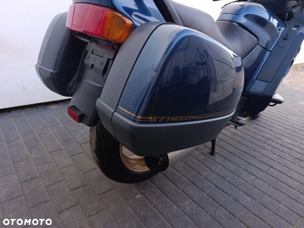 Honda ST - 23