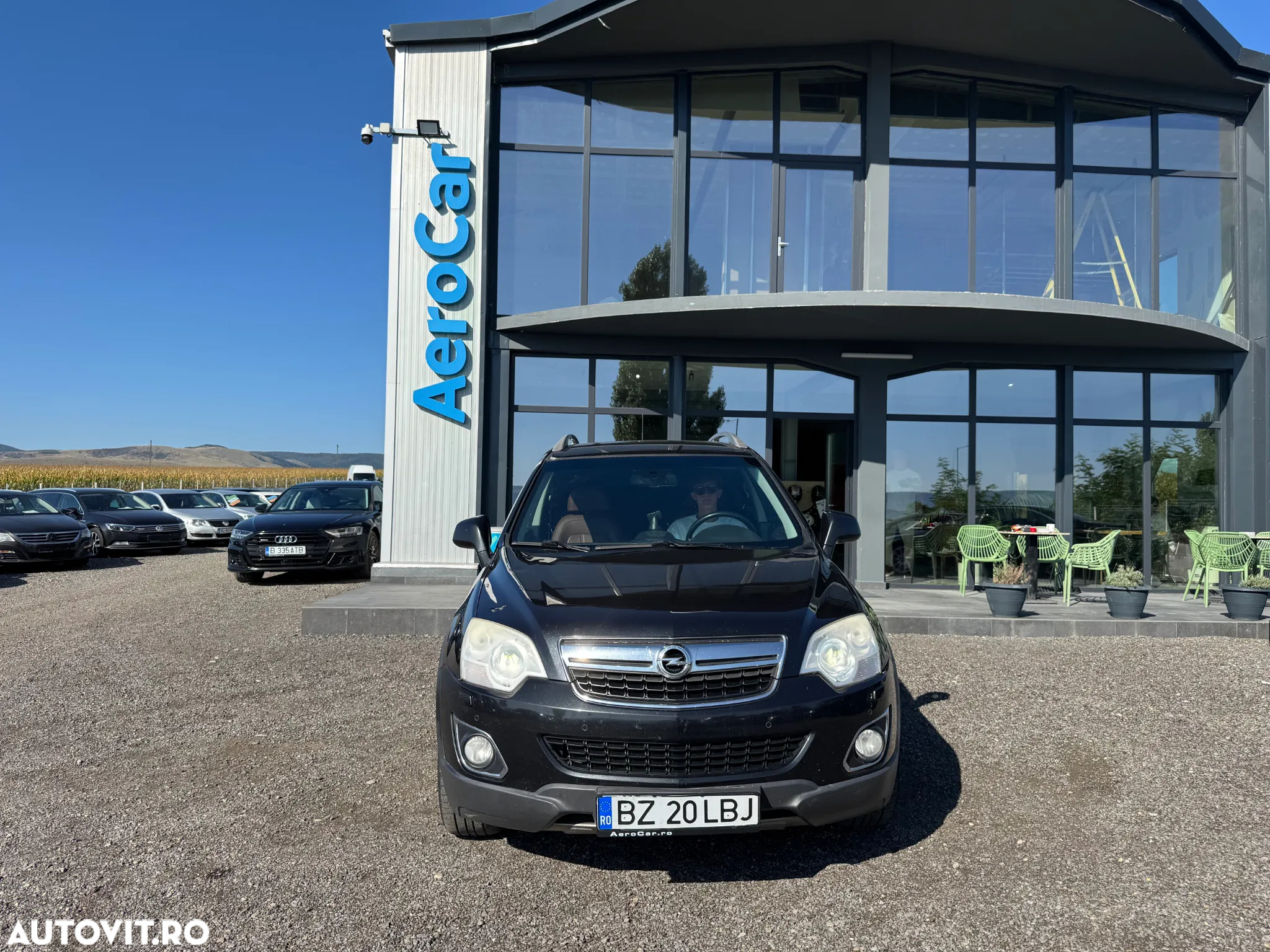 Opel Antara 2.2 ECOTEC AWD Start/Stop Cosmo - 2