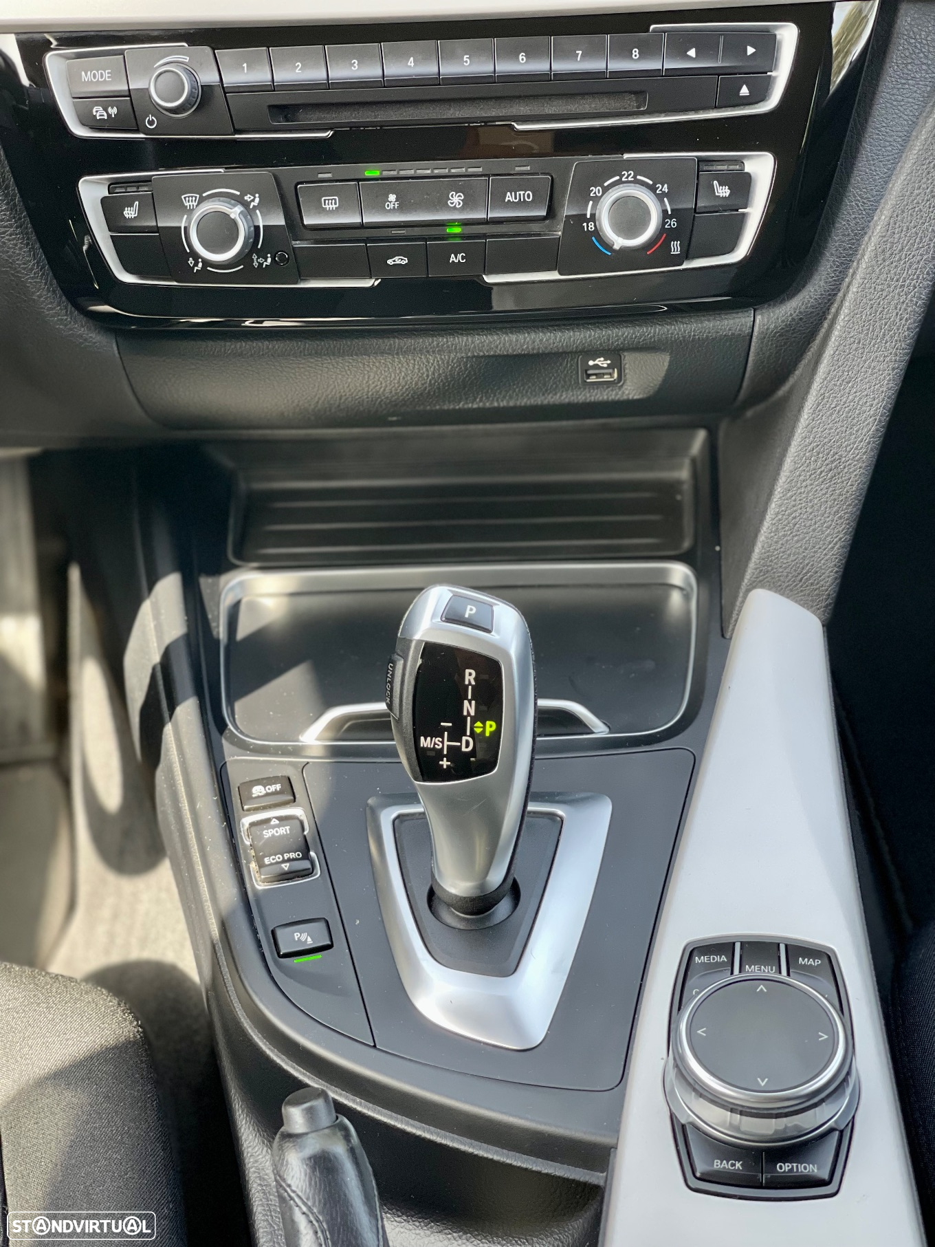 BMW 320 d Touring xDrive Auto - 18