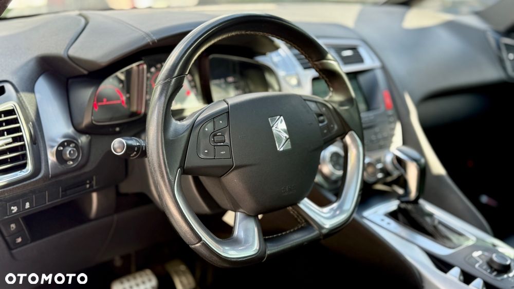 Citroën DS5 HDi 165 Business - 16