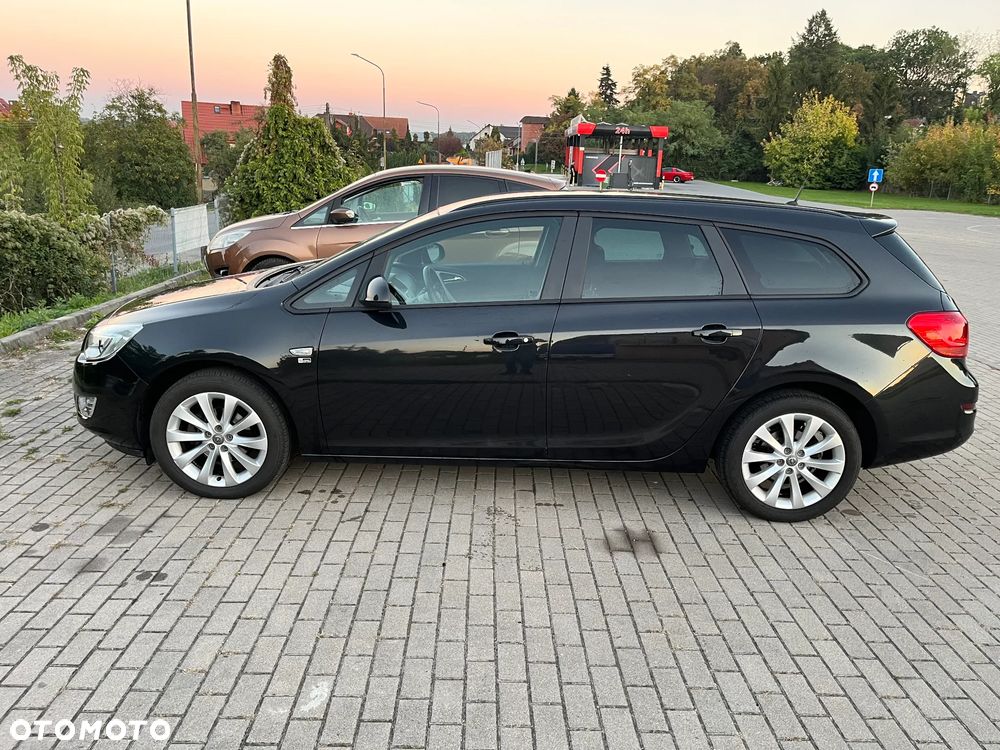 Opel Astra 1.4 Turbo - 5