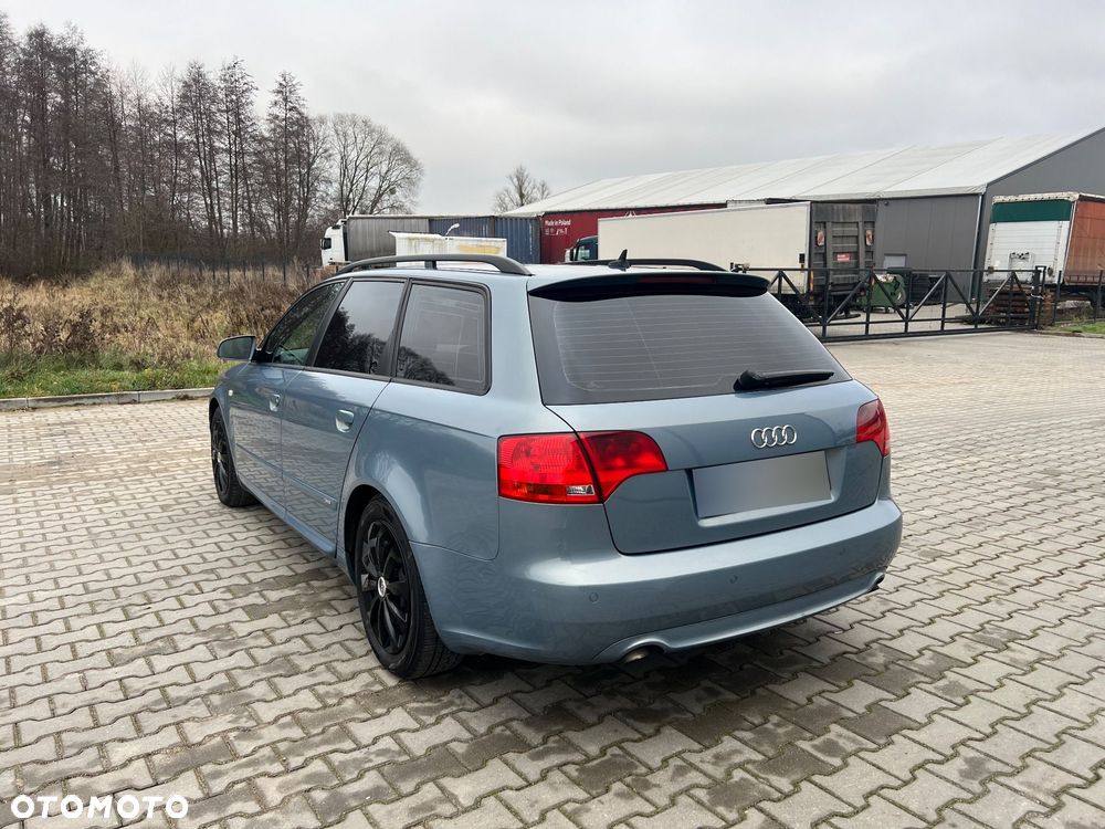 Audi A4 Avant 2.0 TDI DPF - 5