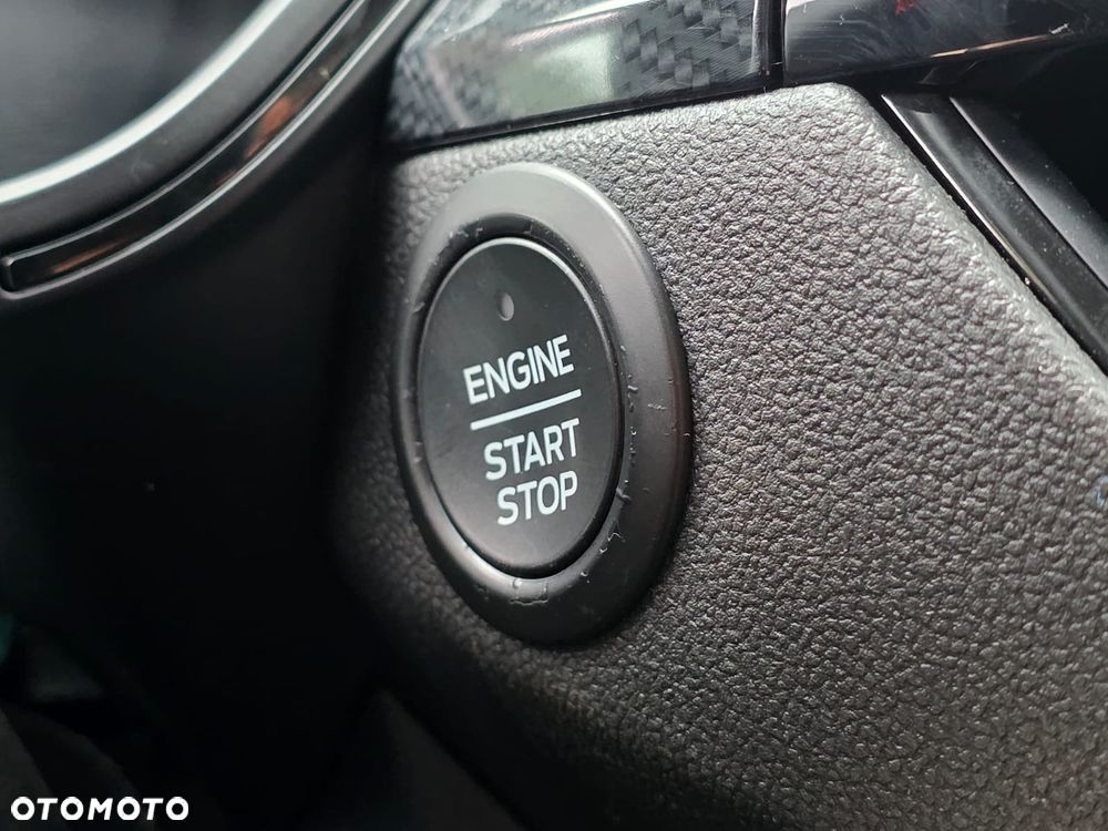 Ford Kuga 2.5 Duratec FHEV ST-LINE - 26
