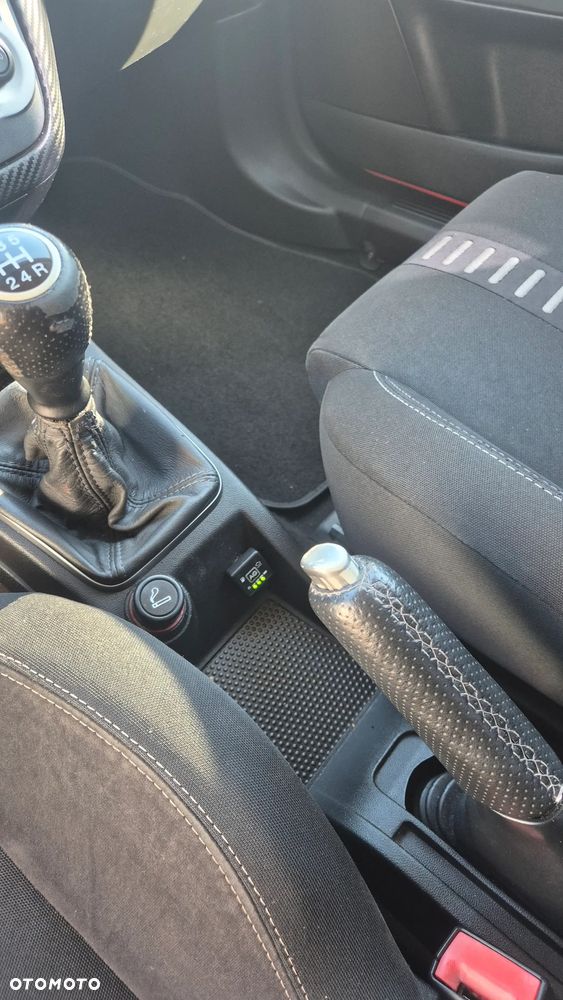 Fiat Grande Punto - 8