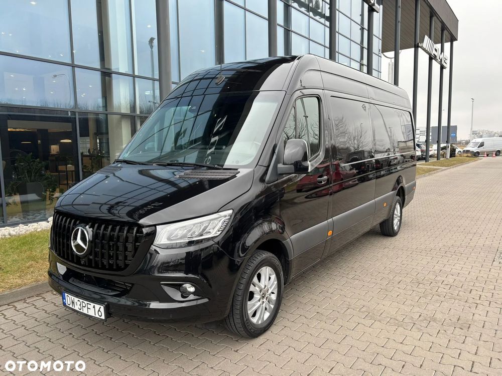 Mercedes-Benz Sprinter - 24