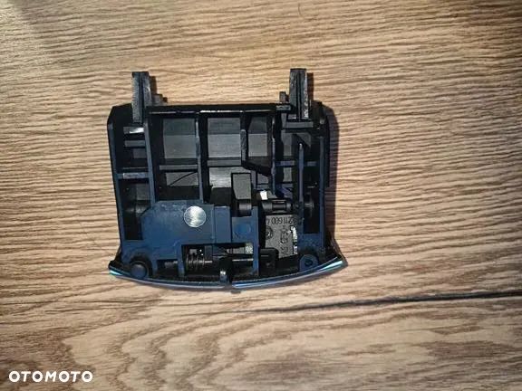 MERCEDES W211 UCHWYT ZAMEK PODŁOKIETNIKA AVANTGARDE - 3