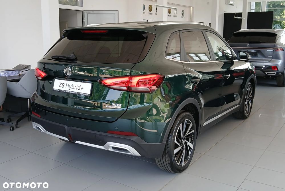 MG ZS Hybrid+ - 8