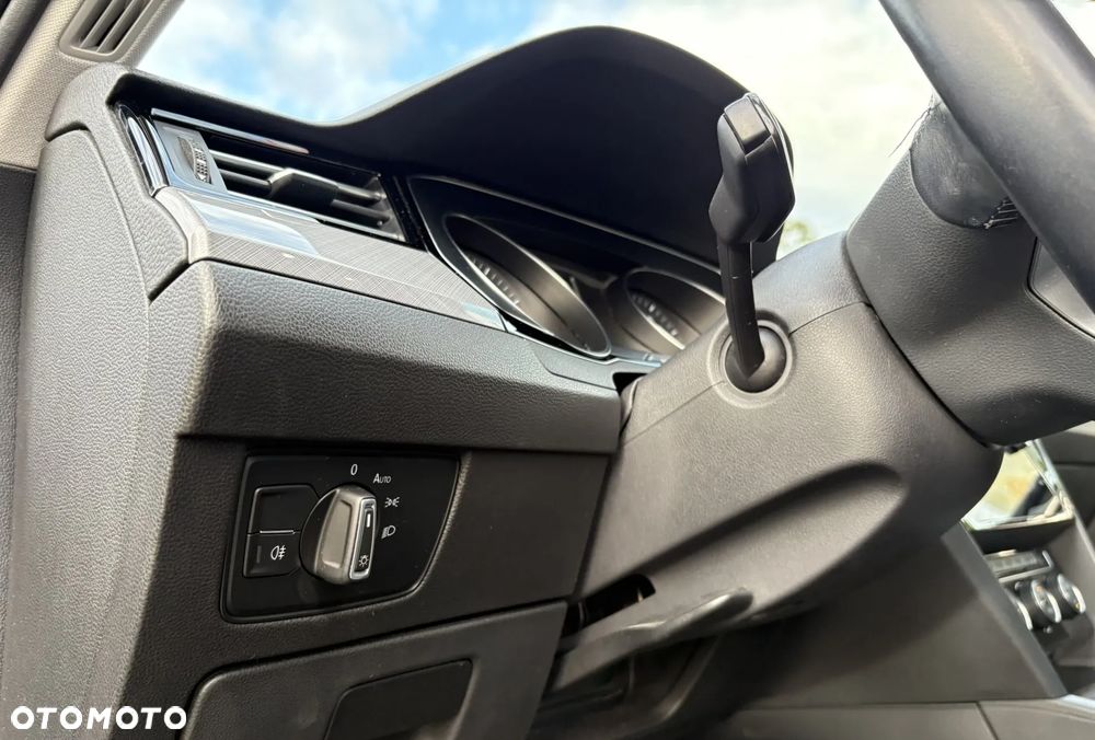 Volkswagen Passat 1.5 TSI EVO Business - 27