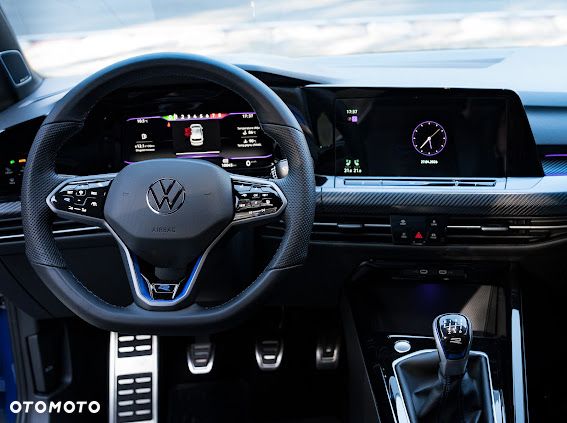 Volkswagen Golf - 18