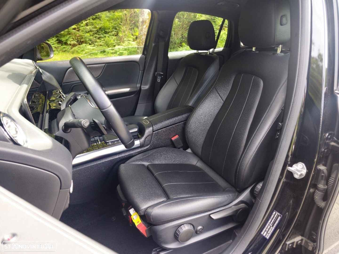 Mercedes-Benz GLA 180 d 8G-DCT - 15
