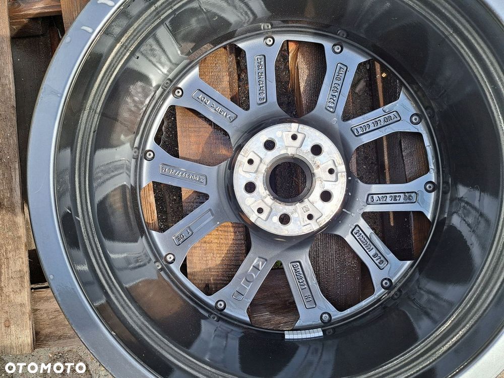 Oryg. BMW X1 F48 X2 F39 M-Pakiet 867 19 8j 6896093 4724 - 2