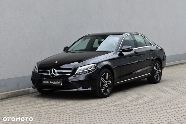 Mercedes-Benz Klasa C 180 9G-TRONIC