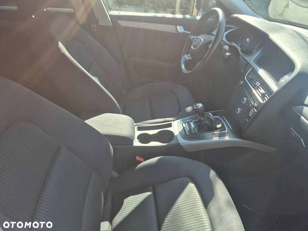 Audi A4 Avant 2.0 TDI - 13