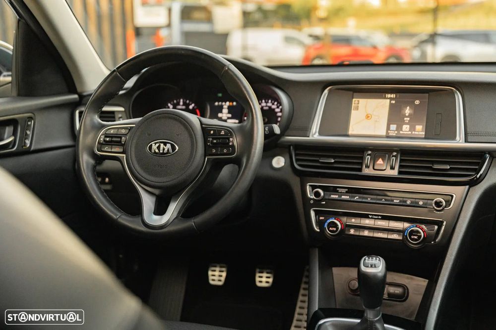 Kia Optima SW 1.7 CRDi Fleet - 14