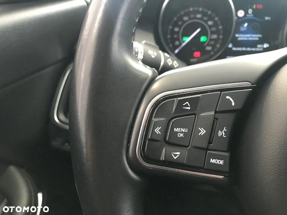 Jaguar E-Pace 2.0 i4D AWD - 16