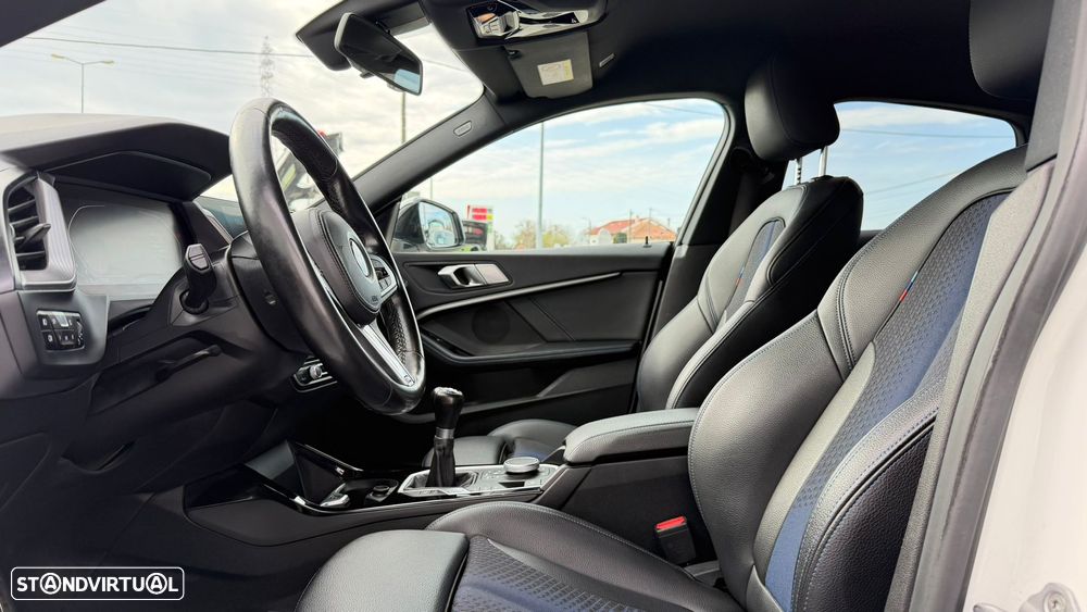 BMW 218 i M Sport - 13