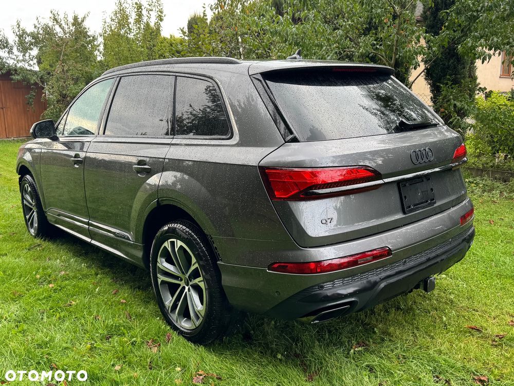 Audi Q7 - 12