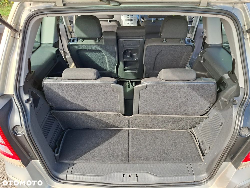 Opel Zafira 1.7 CDTI ecoFLEX Family - 24