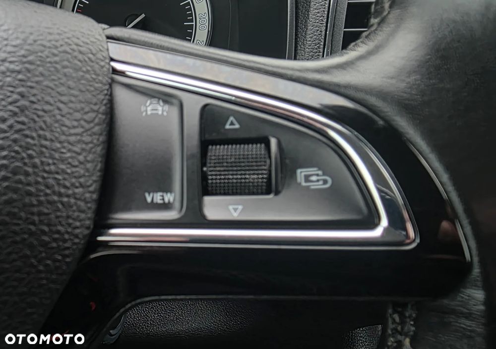 Skoda Karoq 1.0 TSI GPF 4x2 Ambition - 28