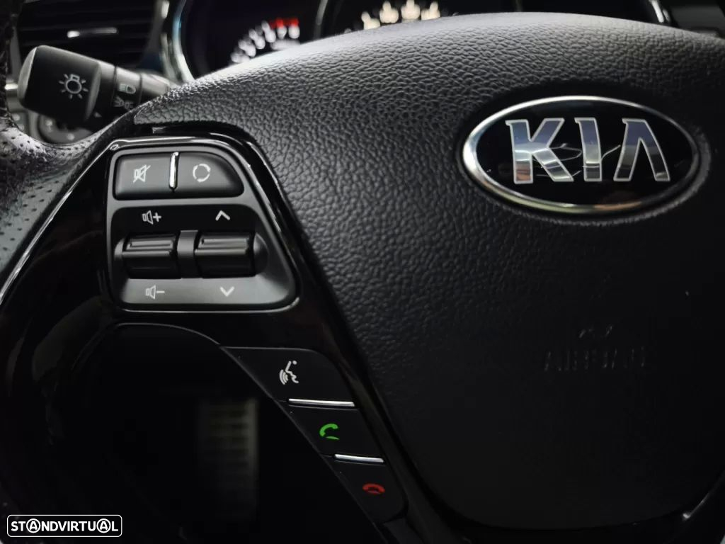 Kia Ceed 1.0 T-GDI GT Line+SRF - 24