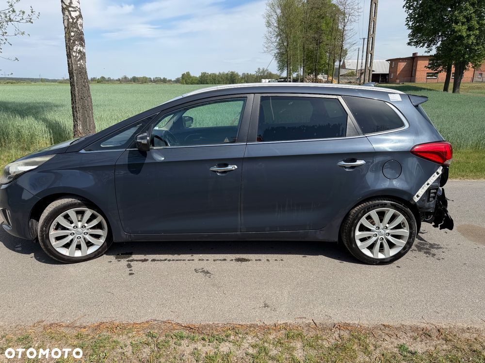 Kia Carens 1.7 CRDi 115 Dream Team Edition - 9