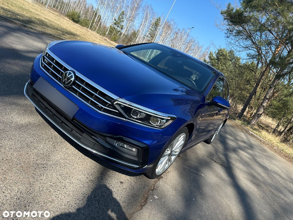 Volkswagen Passat - 8