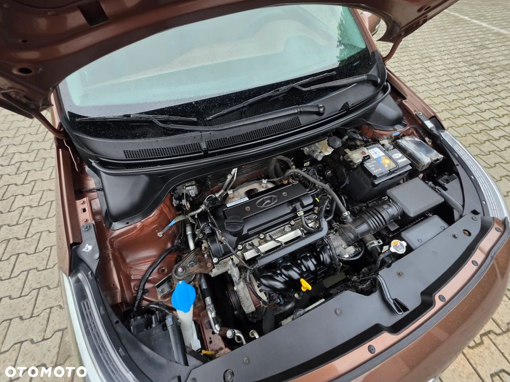 Hyundai i20 1.2 Fifa World Cup Edition - 27