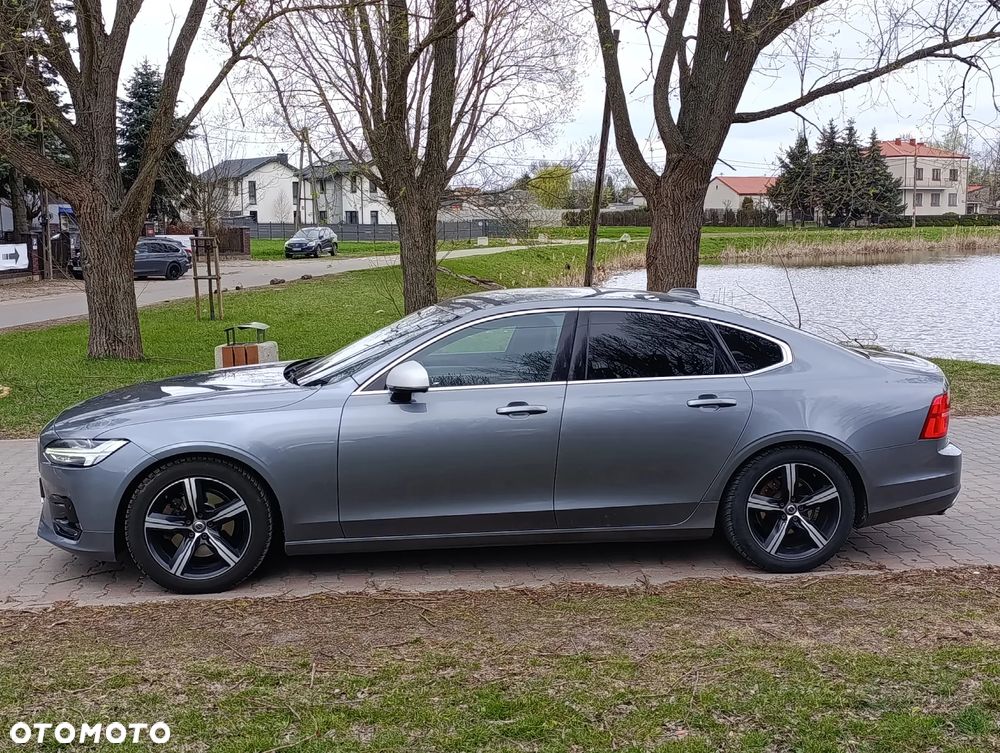 Volvo S90 D4 Geartronic R Design - 4