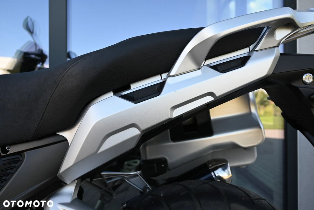 Honda VFR - 32