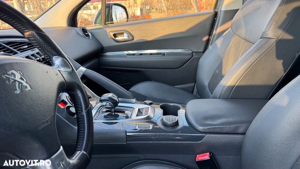 Peugeot 3008 HYbrid4 2.0 HDI FAP ETG + Electric - 4