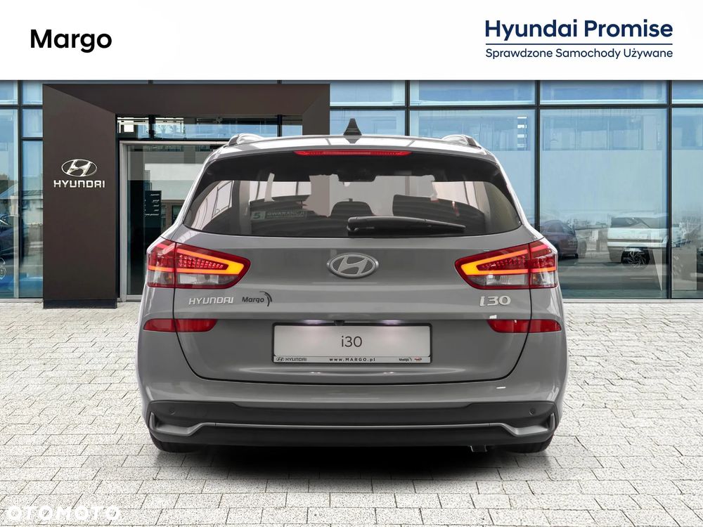 Hyundai i30 1.5 T-GDI 48V Smart - 11