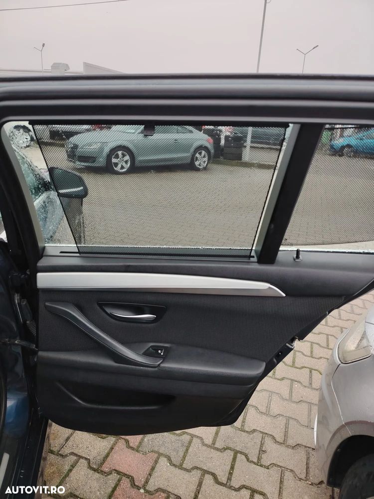 BMW Seria 5 520d Touring Blue Performance - 12