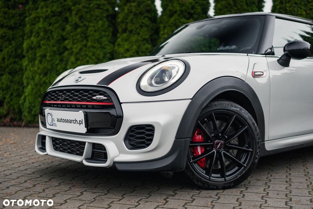 MINI John Cooper Works - 36