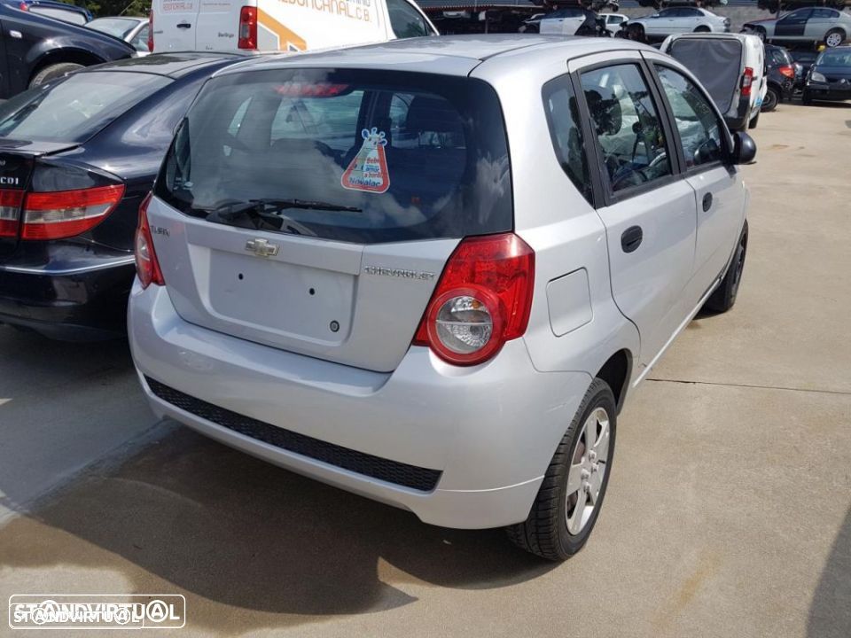 Chevrolet Aveo 2009 para peças - 1