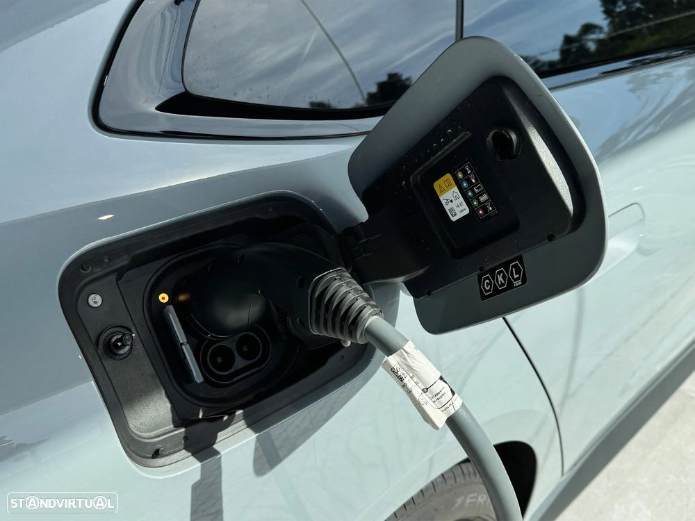 BMW i4 eDrive40 Pack Desportivo M - 16