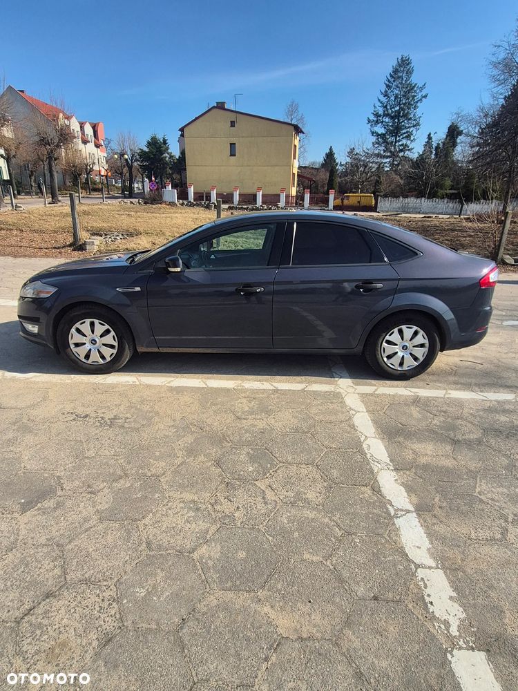 Ford Mondeo 2.0 Trend - 4