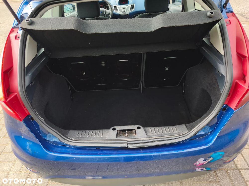 Ford Fiesta 1.4 TDCI - 10