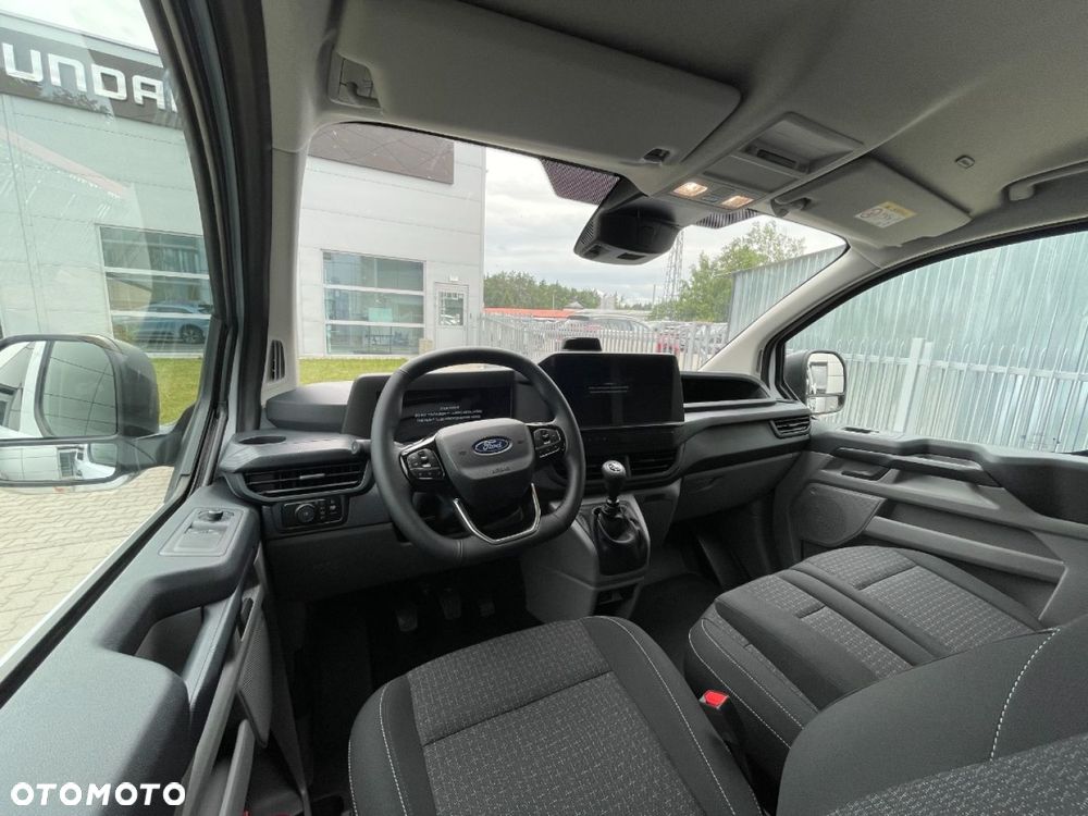 Ford Transit Custom - 8
