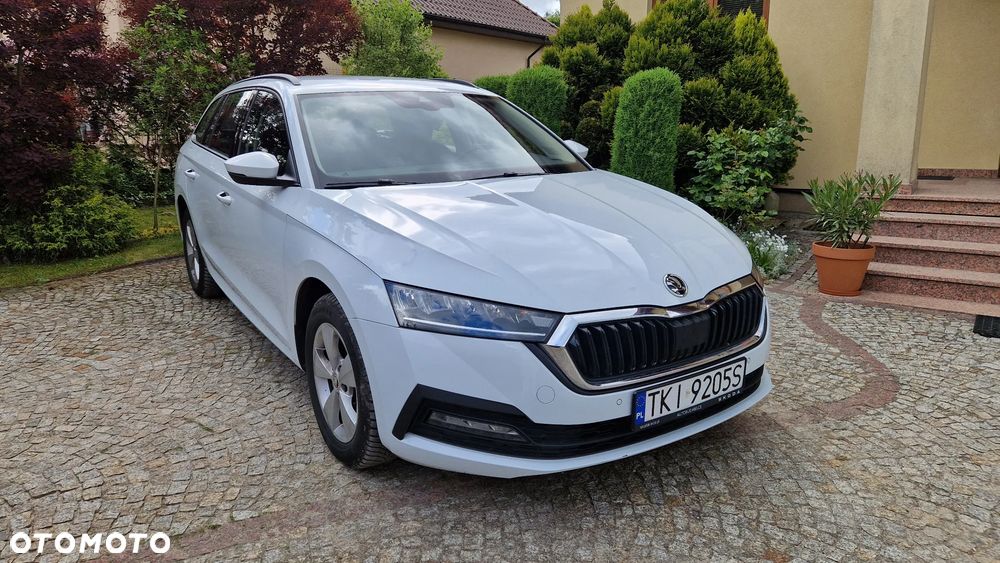 Skoda Octavia 2.0 TDI Ambition DSG - 2