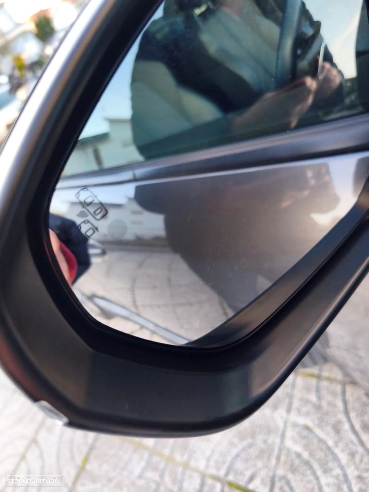 Peugeot 3008 1.6 Hybrid Allure Pack e-EAT8 - 27