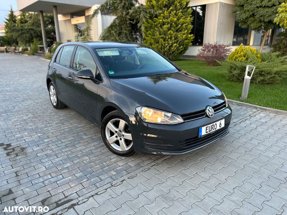 Volkswagen Golf 1.2 TSI BlueMotion Technology DSG Comfortline - 1