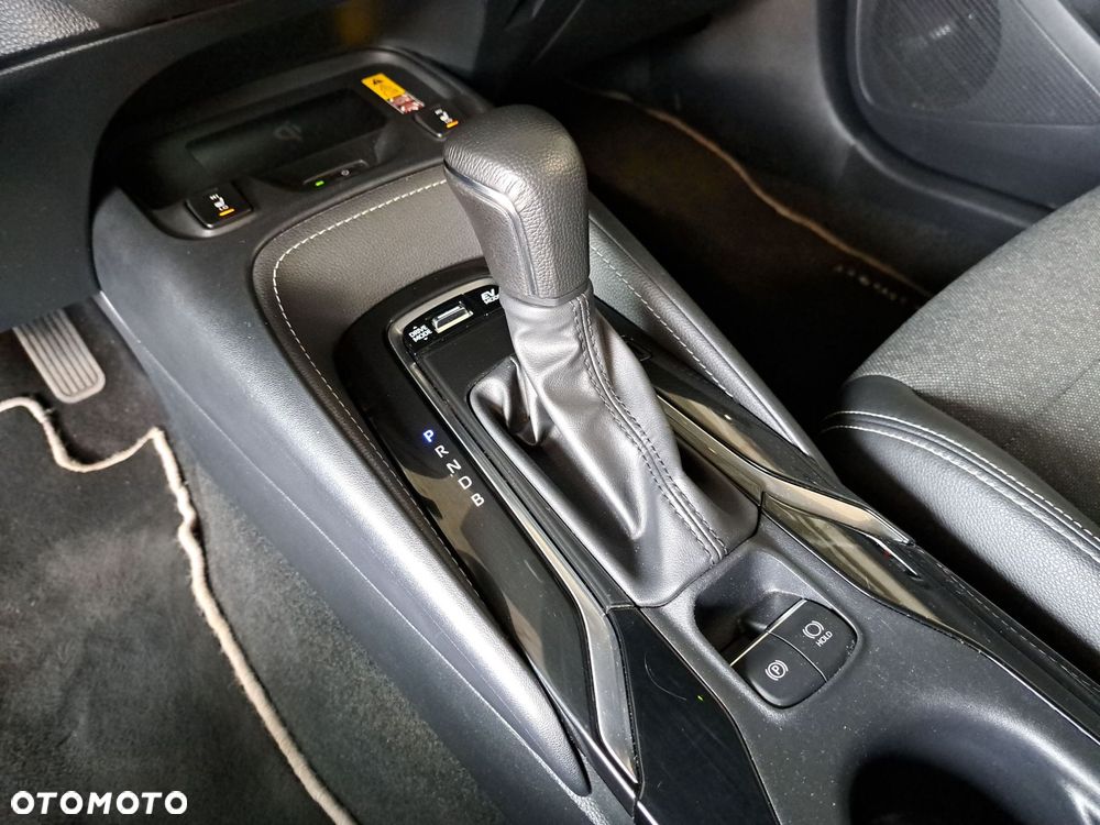 Toyota Corolla 1.8 Hybrid Style - 28