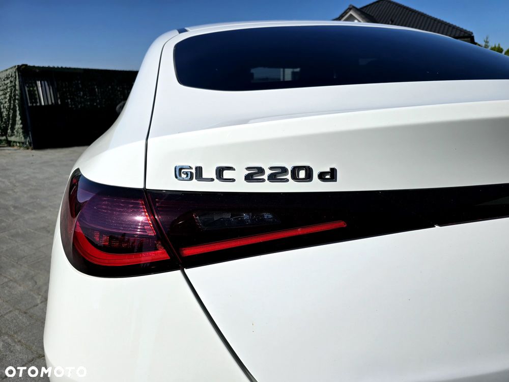 Mercedes-Benz GLC - 21