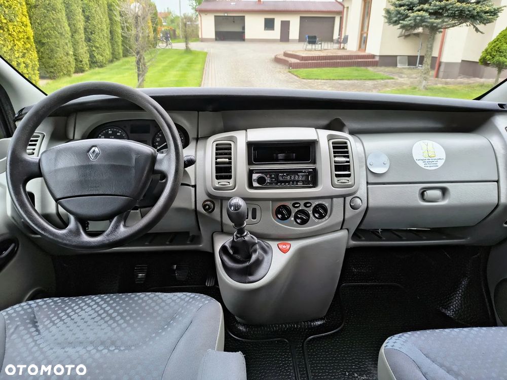 Renault Trafic L1H1 Passenger Lux - 21