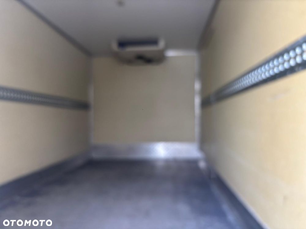 Iveco DAILY 35C18 50C15 50C17 35C14 35C15 35C17 35C18 70C17 72C15 70C18 Chłodnia Mroźnia carrier xarios 8 euro palet - 4