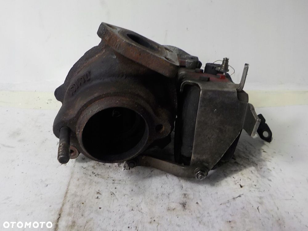 BMW X3 E83 2.0D TURBOSPRĘŻARKA TURBINA 7794021 - 2