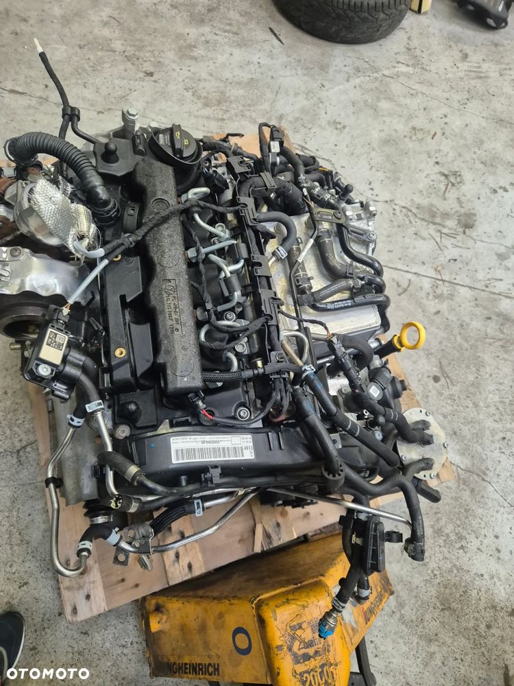 SILNIK VW PASSAT B8 2.0TDI DFH KOMPLETNY - 2