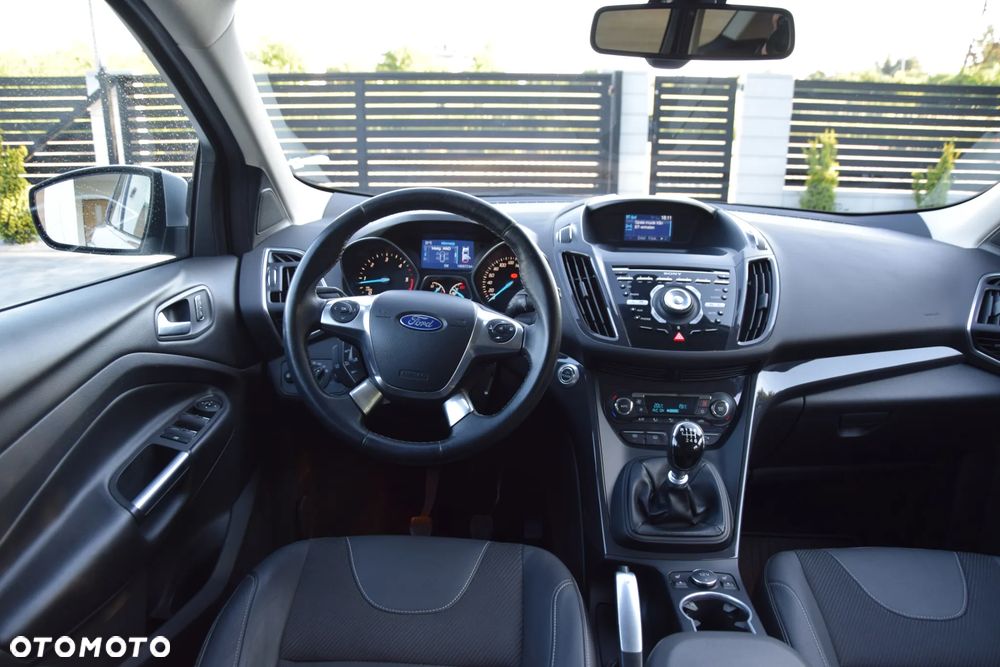 Ford Kuga 2.0 TDCi 4WD Titanium - 32