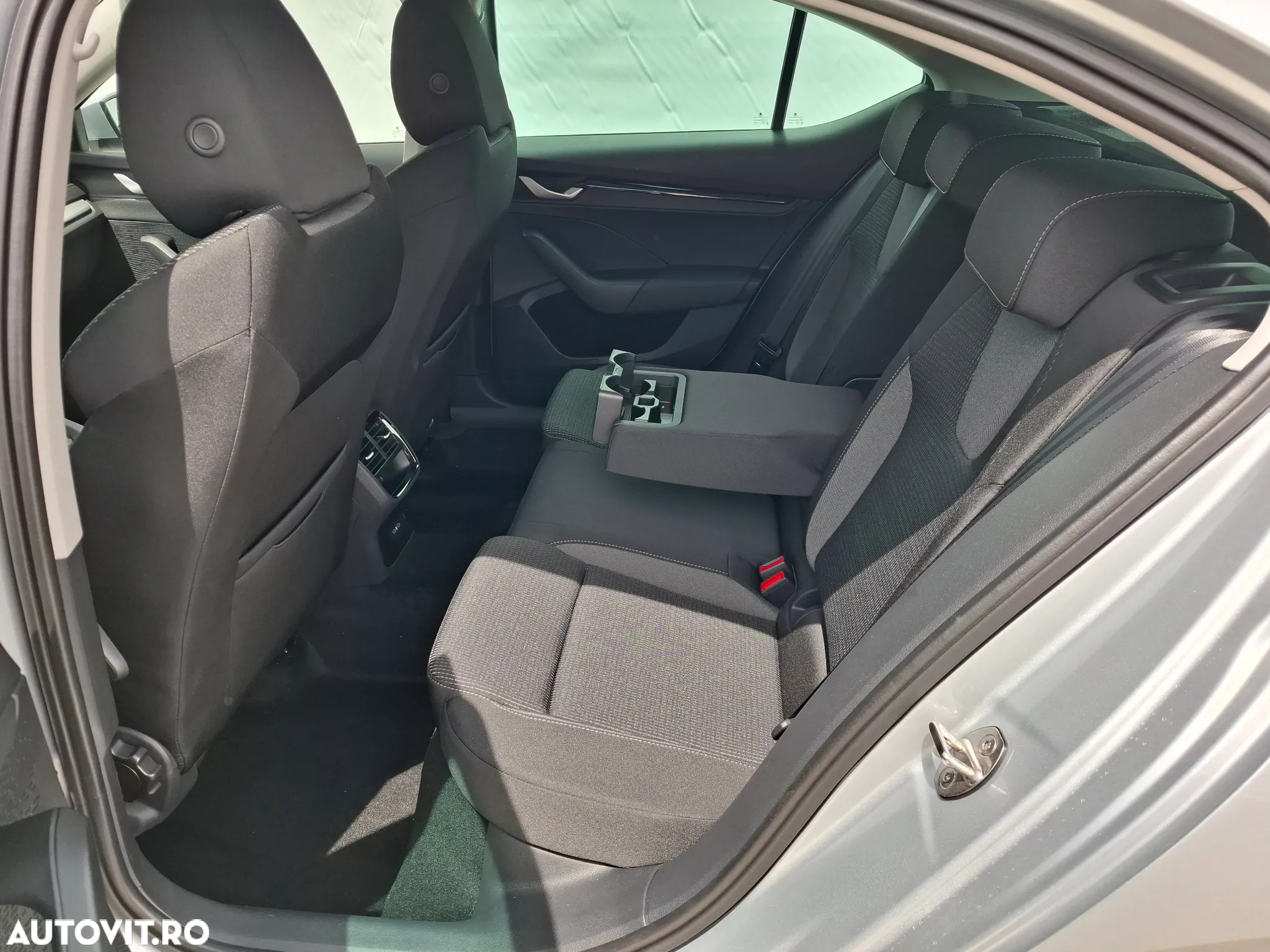 Skoda Octavia 2.0 TDI 150 CP DSG Selection - 11